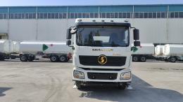 L3000 4X2 Water Tank Truck | 微信图片_20240523181140