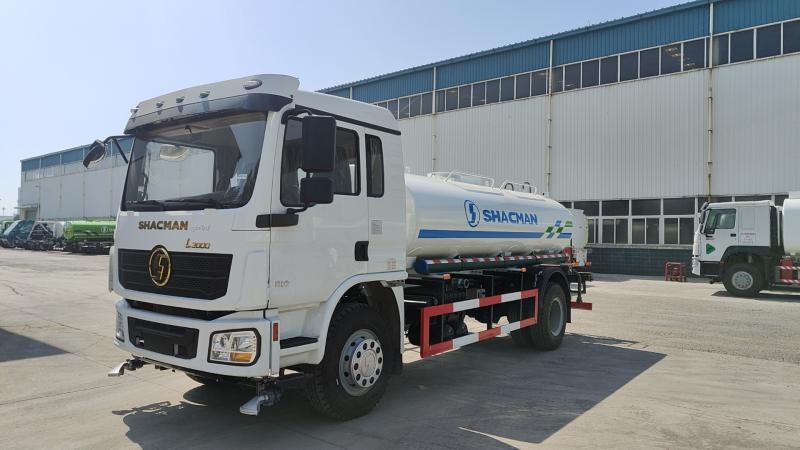L3000 4X2 Water Tank Truck
