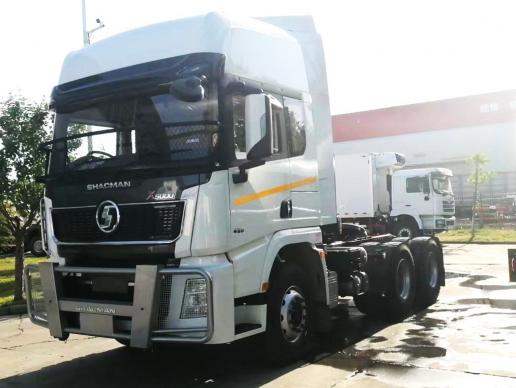 X5000 6X4 Tractor Truck